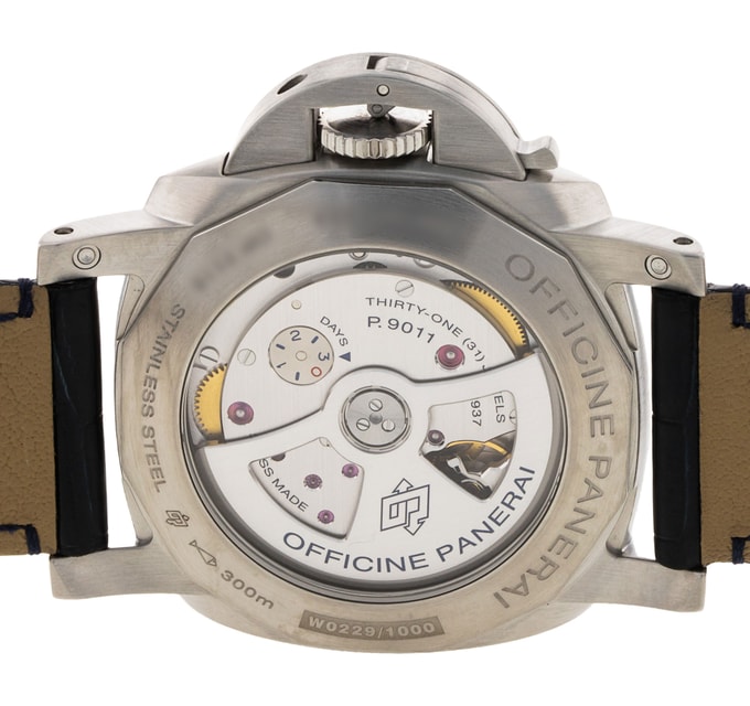 Panerai Luminor GMT PAM01033 Image 4